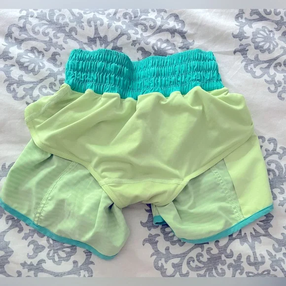 Lululemon Track That Mid Rise Shorts - Picture 6 of 7